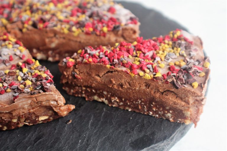 Raw Caramel Brownie Slice – Indulging Innocently Recipes by @SpamellaB