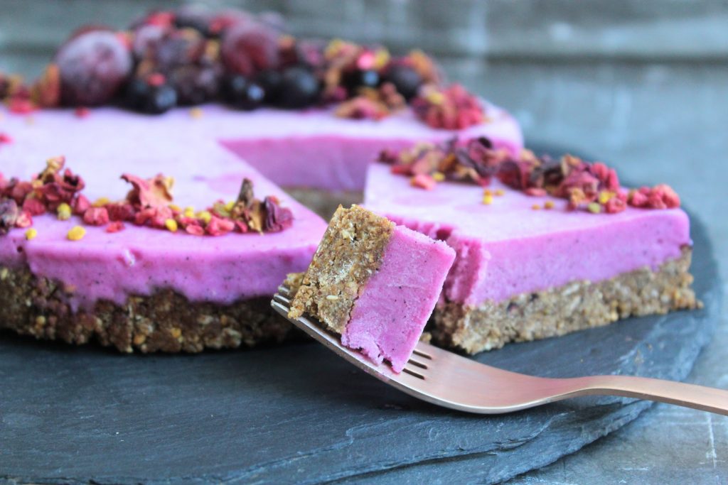 Raw Dragon Fruit Cheesecake – Indulging Innocently Recipes by @SpamellaB