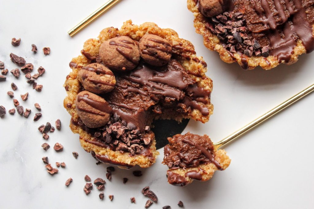 Chocolate Cookie Tarts – Indulging Innocently Recipes By @SpamellaB